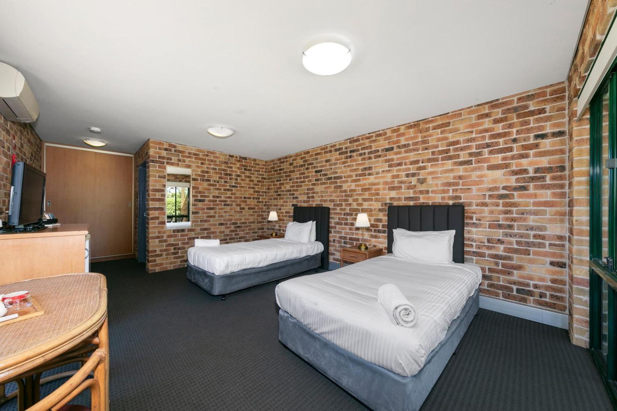 Potters Apartments Сесснок Экстерьер фото